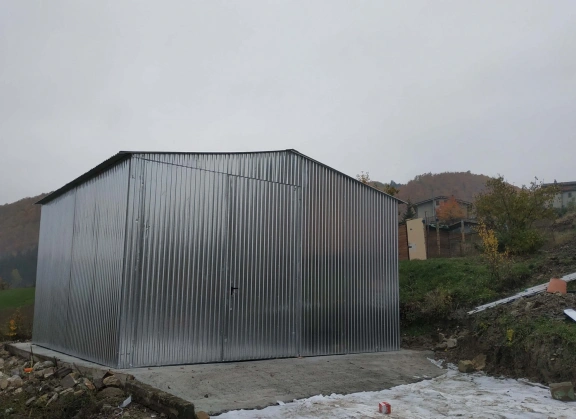Garage in lamiera zincata 35